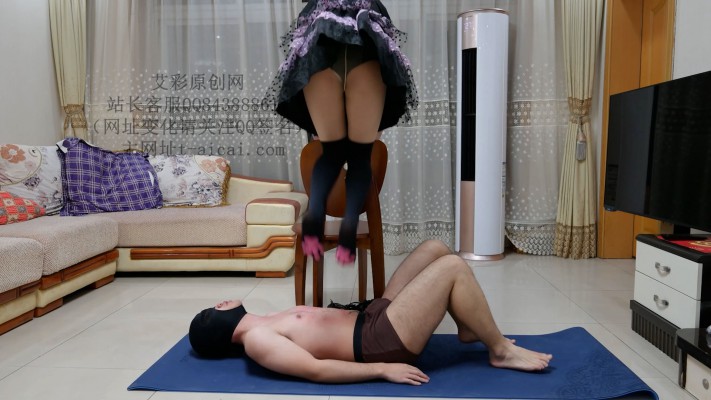 105033mx0w00wxwt01w1at.jpg