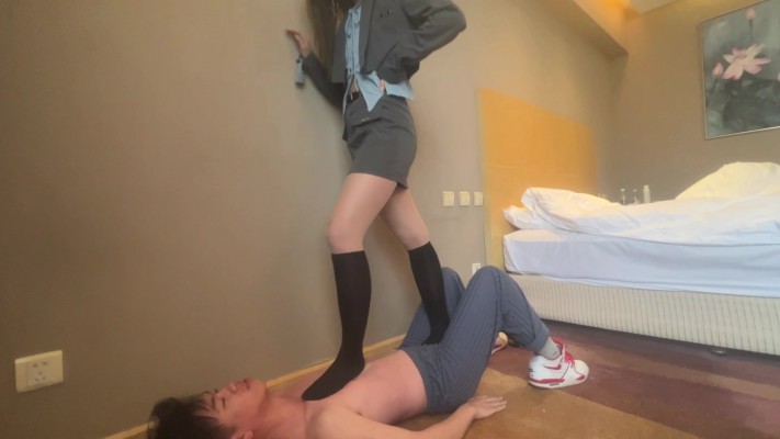 233415ahmbokv2zohakvk9.jpg