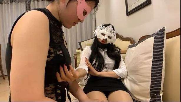 214404g0gjmqldpjsr0zf4.jpg