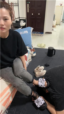 082756c933yw7htxlyyp76.jpg