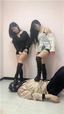 222150wet9ig09kt72u7g4.jpg