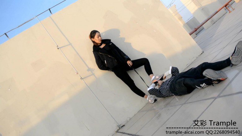 030944glttyyq8chfytyer.jpg