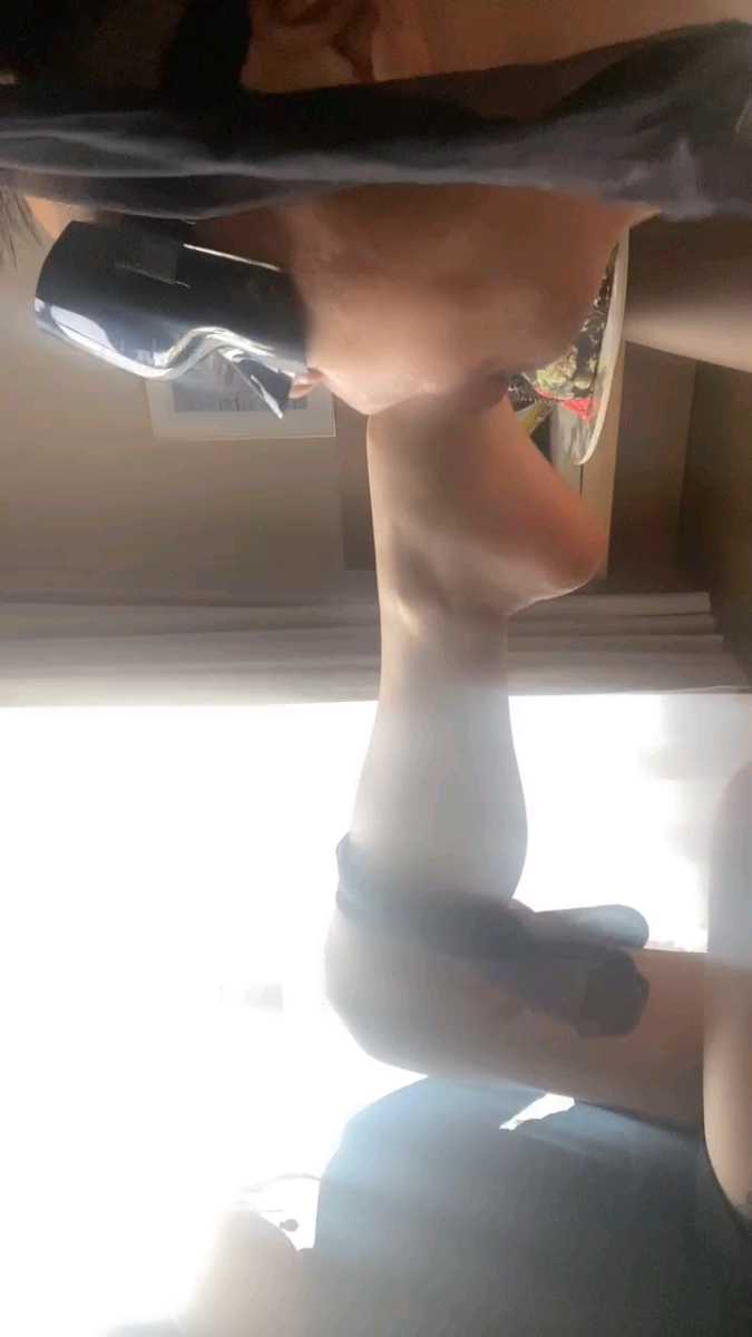211331d8ls1dp4istyag7p.jpg