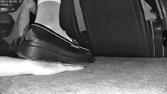 153531a9vu8vla4ulaohzp.jpg