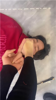 082647mxeuxx3dxx1dicb5.jpg