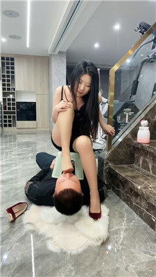 麋鹿银儿_20241228080710.JPG