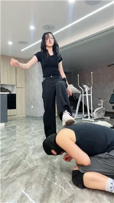 麋鹿银儿_20250120222831.JPG