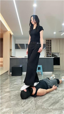 麋鹿银儿_20250120223043.JPG