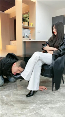 麋鹿银儿_20250301235901.JPG