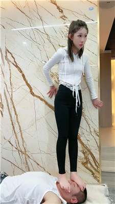 麋鹿银儿_20250302193012.JPG