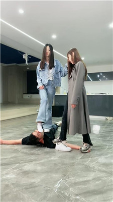 麋鹿银儿_20250420200038.JPG
