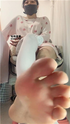 175景花白袜羞辱-20250506052918_20250506160843.JPG