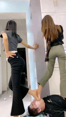 593b6d190b6a45f854d0cee617ac7826.jpg