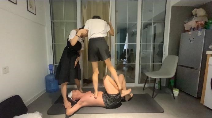 180052uffprrr7rpw02mn4.jpg