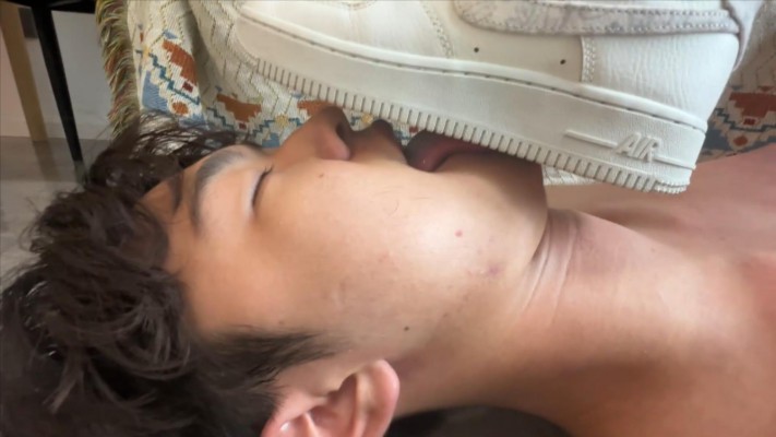 232611a0tttp3olfyto0sa.jpg