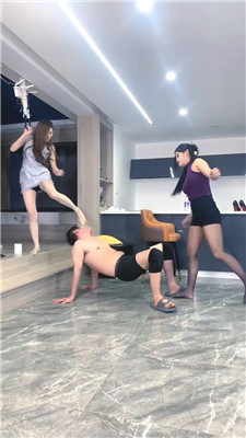 麋鹿银儿_20251001155759.JPG