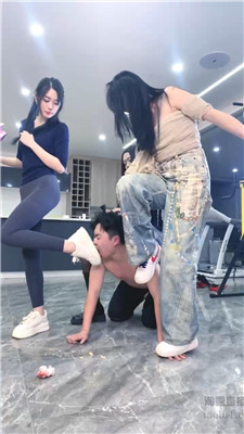 麋鹿银儿_20251011023448.JPG