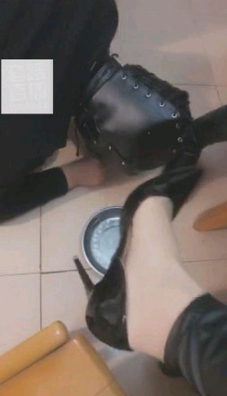 0529528d0af72ff0e17bb396a45b61cc.jpg