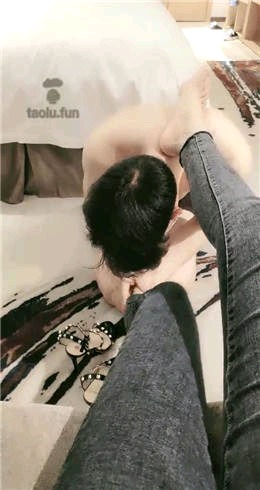 877c043bb2b55c5e90f5e866ff9d808e.jpg