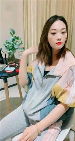 e7e15277a99986a0a1aeae534d5a3f92.jpg