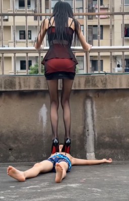 12 (7).jpg