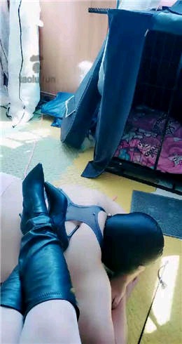 a49b9d17d8be6c1a54def85cea7dee9e.jpg