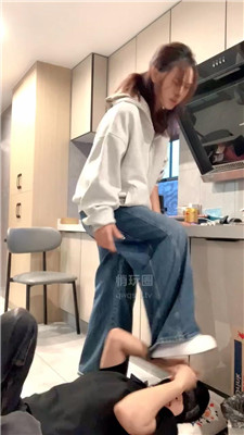 女生也能很暴力3621