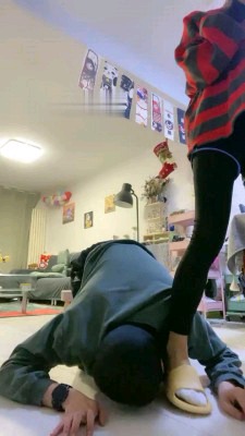 【美离子s】脏帆布鞋原味船袜羞辱