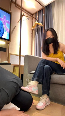 【可可公主】伸脚头套窒息除臭-发黄臭袜