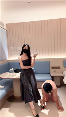 欣怡5717